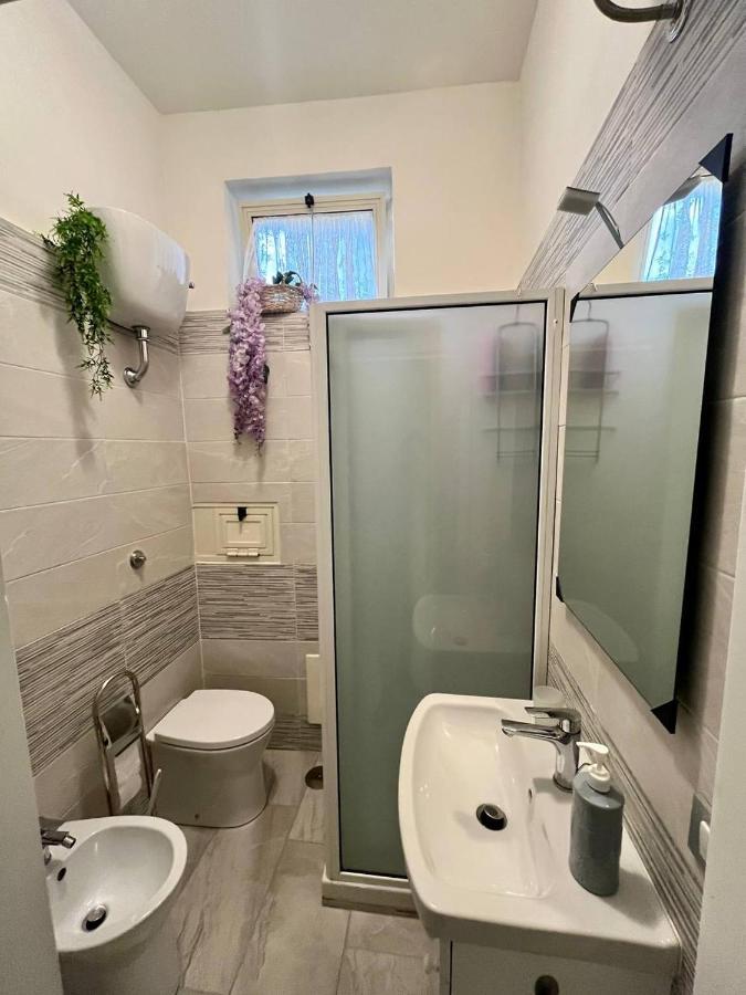 Apartment Vomero House With Free Parking 410 Cm Naples