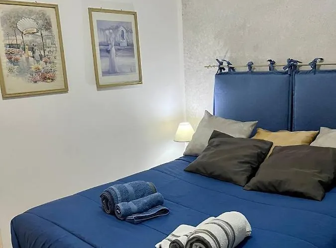 Vomero House Free Parking